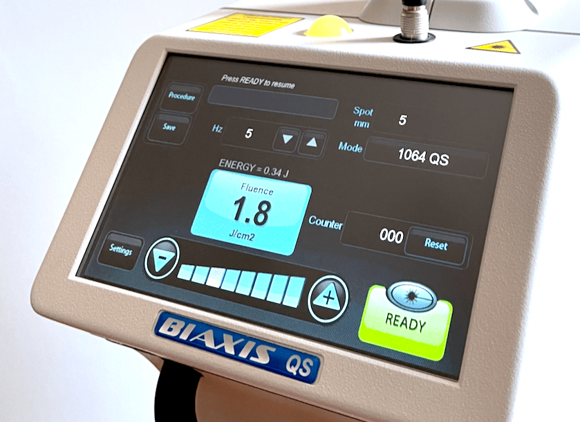 BiAxis NANO QS NdYAG Laser Menü Copyright Doctare 2022